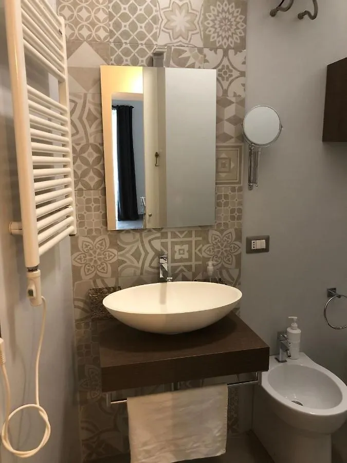City Center Apartment Da Felu Палермо