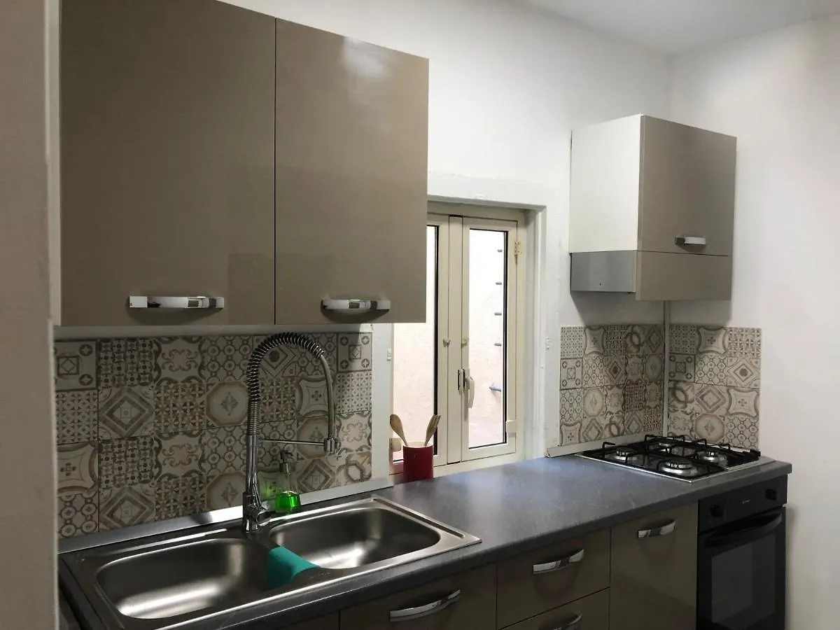 City Center Apartment Da Felu Παλέρμο 0*,